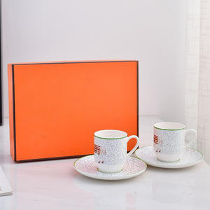 Juego de 2 Tazas y Platos de Porcelana de Lujo Concentrado de Estilo Británico Más Vendido - Product Image 4