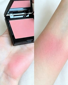 Source Factory Produces Wholesale Customized High end 4-color powder blusher Brightening High CD Makeup Disk Matte 7.5G - Product Image 3