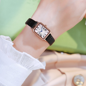 Reloj cuadrado minimalista de estilo coreano, elegante reloj de cuarzo para mujer, correa de cuero resistente al agua. - Product Image 3