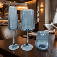 Verres à vin Lanques Smoky Blue côtelés, nouveau design durable, fabriqués à la machine, flûtes à rayures verticales, verres à whisky et à eau