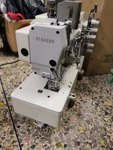 Machine à coudre industrielle à point de recouvrement WT500 à 3 aiguilles pour la pose d'élastiques, d'occasion, en stock, à vendre - Product Image 4