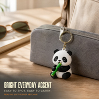 Porte-clés de voiture 3D en PVC souple au design amusant de panda, personnalisable avec votre logo, directement du fabricant
