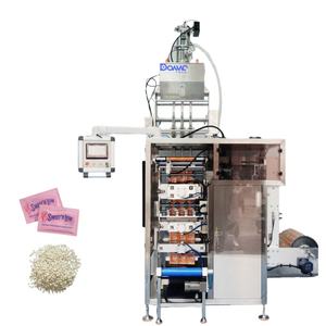 Machine d'emballage, de collage et de remplissage entièrement automatique multi-voies pour granulés de charbon actif déshydratant de qualité alimentaire en plastique - Product Image 1