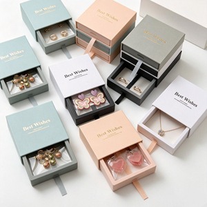 Caja Flotante para Joyería de Cartón con Película de PE Transparente Cuadrada, a Prueba de Polvo, Embalaje para Regalo, 14 Colores a Elegir, Logotipo Personalizado, Se Adapta a Todo - Product Image 1