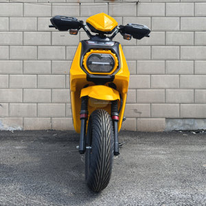 Moto haute performance 3000W avec batterie 72V, moteur très efficace et puissant, longue autonomie - Product Image 3