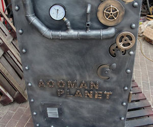 Puerta de Hierro Forjado Estilo Steampunk Personalizada, Simulación de Puerta de Bar Restaurante Submarino, Decoración - Product Image 5