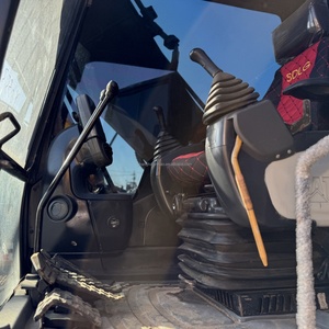 รถขุด Caterpillar 320D2 สีเดิมจากโรงงาน ประสิทธิภาพสูง สำหรับงานหนักในสภาพแวดล้อมที่รุนแรง - Product Image 2