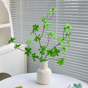 Plante artificielle Pieris japonica Muyu Chronicles, fleur en soie, branche unique, fleur décorative pour mariage et décoration intérieure - Product Image 2