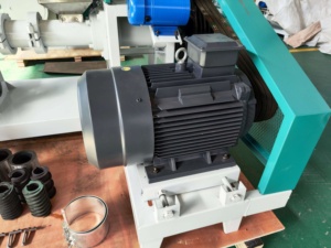 Điều Kiện Mới Nhà Máy Giá Năng Suất Cao Nổi Cá Thức Ăn Làm Máy Cho Gia Cầm Trang Trại 2 Tấn/H Công Suất Bigwin Thương Hiệu - Product Image 3