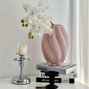 Vase en verre moderne rose en spirale, torsadé irrégulièrement, en forme de fleur de sucre, pour décorations de mariage et de maison - Product Image 4
