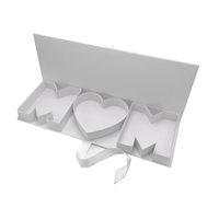 Boîte cadeau en carton en forme de lettre MOM pour la fête des mères, emballage de fleurs et de chocolats, en papier mâché