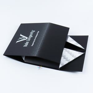 Boîte cadeau magnétique pliable en papier texturé noir de luxe Crown Win, logo personnalisé, adhésif sur les quatre coins, boîte de rangement pliable - Product Image 2