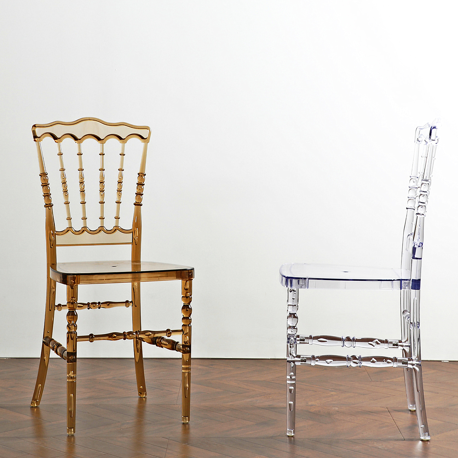 批发酒店家具婚宴活动聚碳酸酯塑料透明chavari chiavari椅子