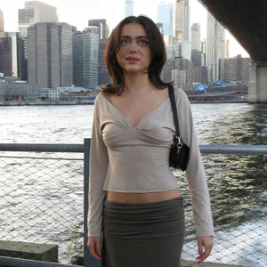 Camiseta de Punto de Manga Larga con Cuello en V y Espalda Cruzada para Mujer, Estilo Casual, Moda Urbana, Prenda Básica Versátil - Product Image 1