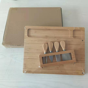 Juego <span class=keywords><strong>de</strong></span> <span class=keywords><strong>tabla</strong></span> <span class=keywords><strong>de</strong></span> <span class=keywords><strong>cortar</strong></span> <span class=keywords><strong>de</strong></span> bambú <span class=keywords><strong>de</strong></span> cuatro piezas transfronteriza <span class=keywords><strong>con</strong></span> cuchillo, tenedor, <span class=keywords><strong>tabla</strong></span> <span class=keywords><strong>de</strong></span> alimentos suplementaria <span class=keywords><strong>para</strong></span> pan, fruta, mantequilla, queso - Product Image 4