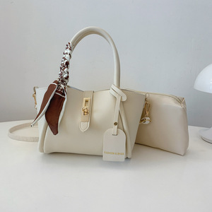 2026 Summer New Women <b>Mini</b> Bucket Bag PU Textured Trendy Versatile Crossbody Handbag Open High Quality Daily Use Wholesale - Product Image 3