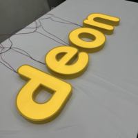 Enseignes LED sur mesure en acrylique, enseignes lumineuses 3D LED, enseignes à lettres en relief LED, enseignes logo en acrylique, enseignes de magasin pour entreprises