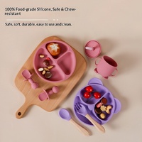 Bavoir bébé en silicone de qualité alimentaire avec compartiments séparés et ventouse, ensemble de vaisselle moderne et minimaliste pour la diversification alimentaire des enfants