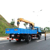 Camion grue monté Dongfeng 6-10 tonnes 4x2 avec flèche télescopique, moteur, boîte de vitesses, pompe et moteur pour levage de charges