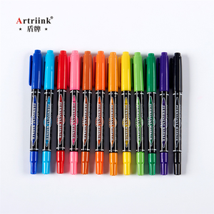 Pennarello Indelebile per <span class=keywords><strong>Tessuti</strong></span> a 12 Colori <span class=keywords><strong>con</strong></span> Punta a Pennello Rotonda da 1.0mm - Vendita Calda - Product Image 2