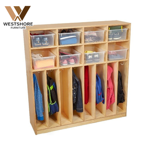 Armoire en <span class=keywords><strong>bois</strong></span> Montessori vestiaire à manteaux Cubby organisateur de rangement garderie maternelle préscolaire salle de classe vêtements Organisation - Product Image 1
