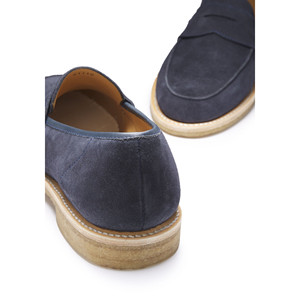 Mocasines de gamuza azul, suela de crepé con ribete de goma - Product Image 1