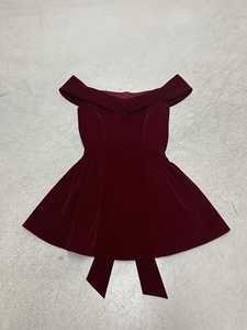 ชุดเดรสเปิดไหล่ผูกโบว์เปิดไหล่คอวีของผู้หญิงชุดปาร์ตี้คริสต์มาสสีแดงสไตล์เจ้าหญิง - Product Image 6