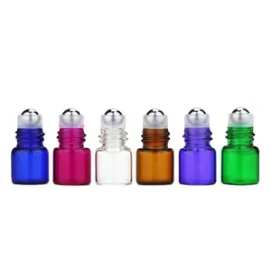 Lüks Mini cam şişe uçucu yağ parfüm konteyneri kozmetik ambalaj üzerinde 1ml 2ml 3ml rulo için renkli taşınabilir örnek