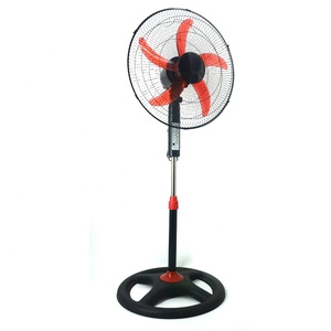 De plástico barato de moda <span class=keywords><strong>Venta</strong></span> caliente enfriador de aire Base de Cruz ajustable <span class=keywords><strong>en</strong></span> <span class=keywords><strong>altura</strong></span> piso ventilador 18 pulgadas - Product Image 5