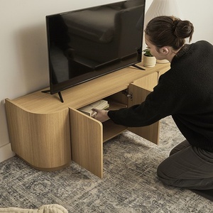 ארון טלוויזיה מינימליסטי בסגנון נורדי של AJUNION, ארון אחסון לסלון עם 4 דלתות, עץ מעוגל מצופה פורניר אלון, מעמד טלוויזיה, יחידת בידור - Product Image 2