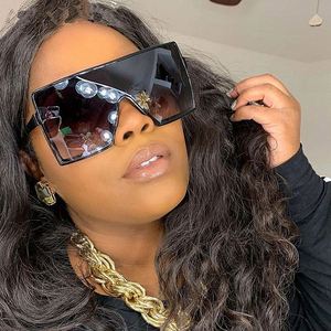Lunettes de soleil vintage tendance avec logo personnalisé, dégradées, grande taille, UV400, surdimensionnées, carrées, pour hommes et femmes - Product Image 2