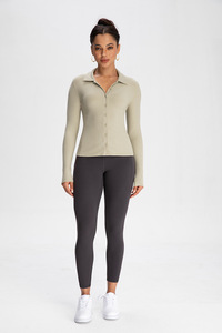 SUHE TS-006 Athena Lulu Camiseta de Yoga de Manga Larga para Mujer, Cierre de Botones al Frente, Color Sólido, Ajuste Ceñido, Ropa Deportiva - Product Image 5