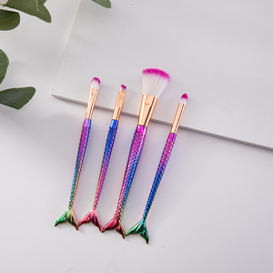 Ensemble de 4 pinceaux de maquillage sirène en gros <span class=keywords><strong>pas</strong></span> <span class=keywords><strong>cher</strong></span>, pinceaux de maquillage queue de poisson, pinceaux de maquillage colorés et doux, logo personnalisé, <span class=keywords><strong>pinceau</strong></span> <span class=keywords><strong>à</strong></span> paupières - Product Image 6