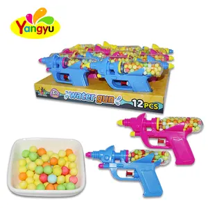 Fabrik preisschlager wasserpistole kunststoff spielzeug mit süßigkeiten pistole sommer geschenk süßigkeiten spielzeug