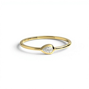 แหวนเพชรทรงลูกแพร์เคลือบทอง 18K แบบมินิมอล ฝังเพชรแล็บโกรว์ ทรงเบเซล ซ้อนกันได้ น้ำหนักเบา เหมาะสำหรับเป็นแหวนแต่งงาน - Product Image 1