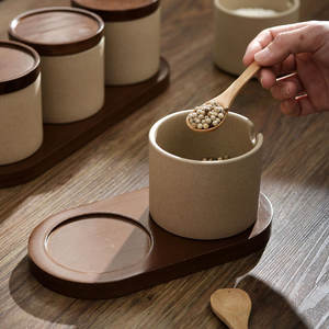 Ensemble de pots à épices de cuisine en céramique de style japonais Kaiwoo, bouteille à assaisonnement pour sel, bol de rangement pour poivre et sucre, couvercle en bois - Product Image 3