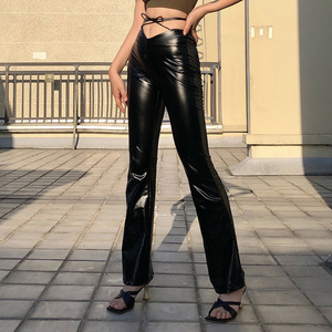 <span class=keywords><strong>Pantaloni</strong></span> a svasatura <span class=keywords><strong>in</strong></span> <span class=keywords><strong>pelle</strong></span> sintetica a forma di V <span class=keywords><strong>in</strong></span> vita <span class=keywords><strong>con</strong></span> lacci <span class=keywords><strong>pantaloni</strong></span> di <span class=keywords><strong>pelle</strong></span> ad alta elasticità da donna - Product Image 1
