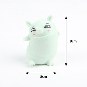 Nouveauté Jouet de décompression en forme de cochon à presser en TPR à rebond lent, boule anti-stress amusante - Product Image 6