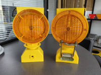 CE feu de circulation jaune LED barricade clignotant lumière/ambre route cône solaire Barricade lumière AVERTISSEMENT sécurité