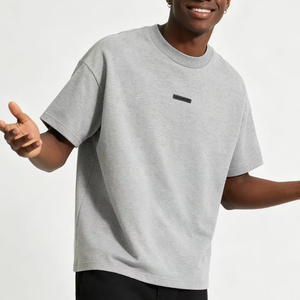 T-shirt de qualité supérieure à manches courtes, personnalisable, 100% coton, impression sérigraphique de qualité exceptionnelle. - Product Image 4