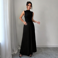 Robe longue plissée élégante pour femme, col montant, sans manches, taille ajustée, coupe trapèze, idéale pour l'été, le bureau ou les occasions décontractées, lavable