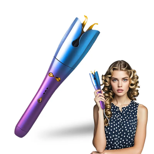 Kompakter Locken wickler mit Turmalin und Verbrühungs schutz für unterwegs - Product Image 1