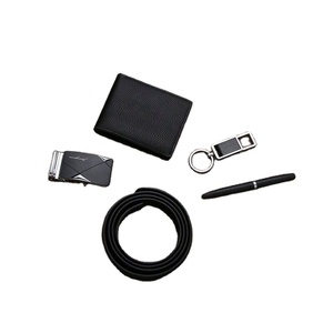 Coffret cadeau exécutif : ceinture en cuir de marque, porte-clés, stylo et portefeuille - Cadeau promotionnel d'entreprise idéal - Product Image 2