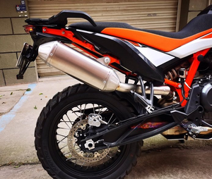 Système d'échappement complet en alliage de titane argenté modifié pour KTM 790 ADV, sections avant et arrière - Product Image 4