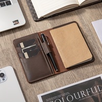 Journal personnalisé de haute qualité marron A5 A6 A7 couverture de voyage en cuir véritable avec fentes pour cartes porte-stylo
