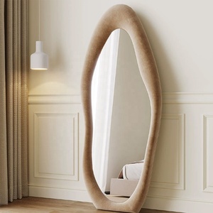 Specchio da Terra Decorativo Grande su Misura, Forma Irregolare, Specchio a Figura Intera per Soggiorno e Camera da Letto - Product Image 6