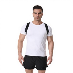 <span class=keywords><strong>Correcteur</strong></span> <span class=keywords><strong>de</strong></span> <span class=keywords><strong>posture</strong></span> ultra léger et réglable avec tissu respirant, discret sous les vêtements, pour une meilleure <span class=keywords><strong>posture</strong></span> du haut du <span class=keywords><strong>dos</strong></span> - Product Image 4