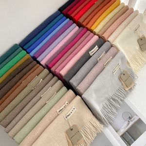 2025 automne hiver Style coréen atmosphère Polyester couleur unie motif géométrique respirant <span class=keywords><strong>écharpe</strong></span> femmes longue chaude polyvalent - Product Image 2