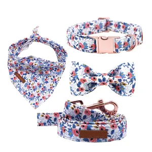Luxus zubehör für Hunde Katzen Nylon verstellbare Metalls chnalle Hunde halsband und Leine Set benutzer definierte Muster Bandana Haustier zubehör