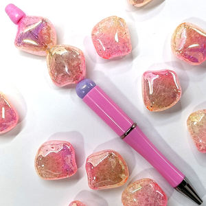 100 Uds. Gradiente Rosa explosión grieta Irregular forma de piedra acrílico 20mm cuentas agujero Vertical DIY teléfono cadena llavero pluma de cuentas - Product Image 4